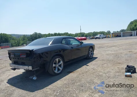 2015 Dodge Challenger R/T z USA, uszkodzony, nr VIN 2C3CDZAT9FH737320